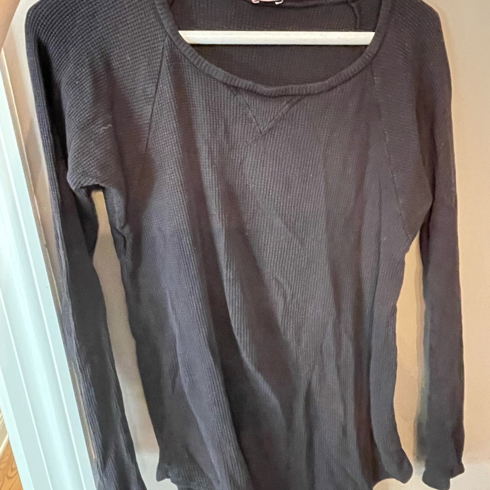 Splendid Black Long Sleeve Tee